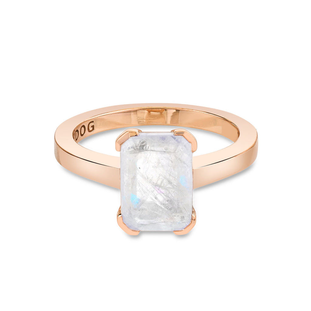 emerald-cut-moonstonbe-solitaire-ring